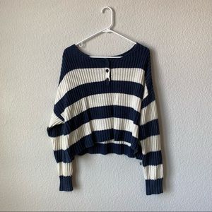 AMERICAN EAGLE NWT Blue/White Striped Sweater size Medium